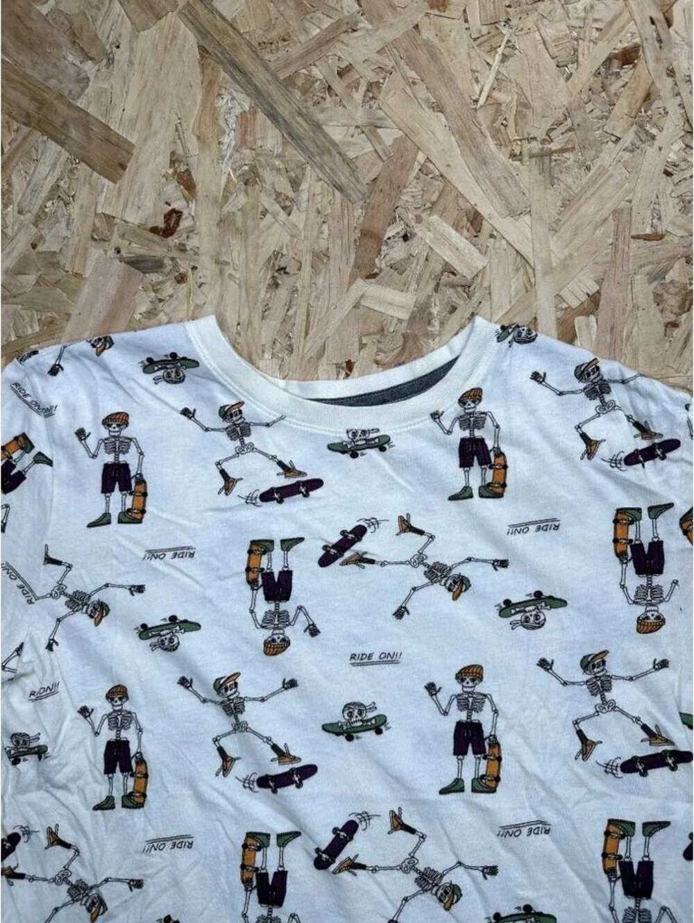 Old Navy Boys Softest Tee XL 14-16 White Skeleton Skateboard Graphic T-Shirt
